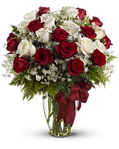 <div id="mark-3" class="m-pdp-tabs-marketing-description">It's like receiving an armful of love. This big, beautifully billowing bouquet of lush red and white roses in a sparkling Ming vase is guaranteed to take her breath away. She'll be dazzled, touched - and so glad that you're her guy.</div>
<p>&nbsp;</p>
<div id="desc-3">
<ul>
<li>Red and white roses - accented with Queen Anne's lace and more - are delivered in a glass vase accented with a red satin ribbon.</li>
</ul>
</div>
